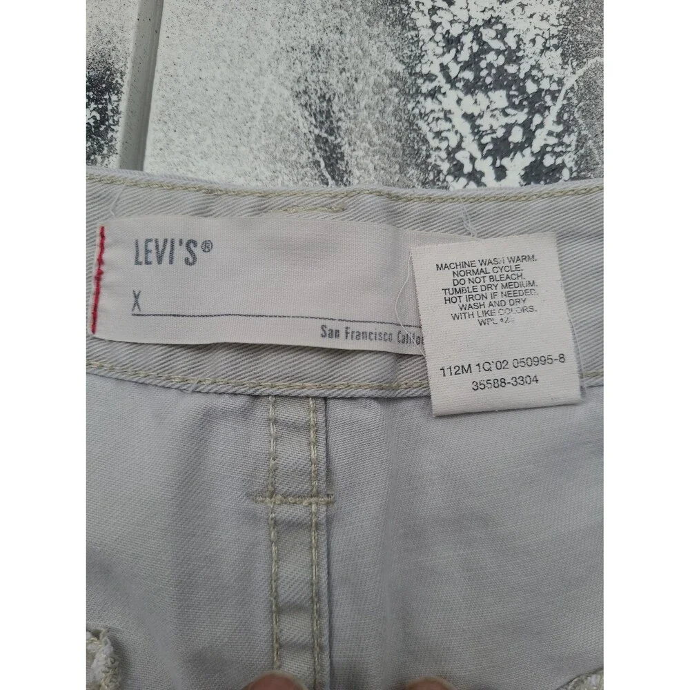 Vtg Levi's Cargo Shorts y2k Utility